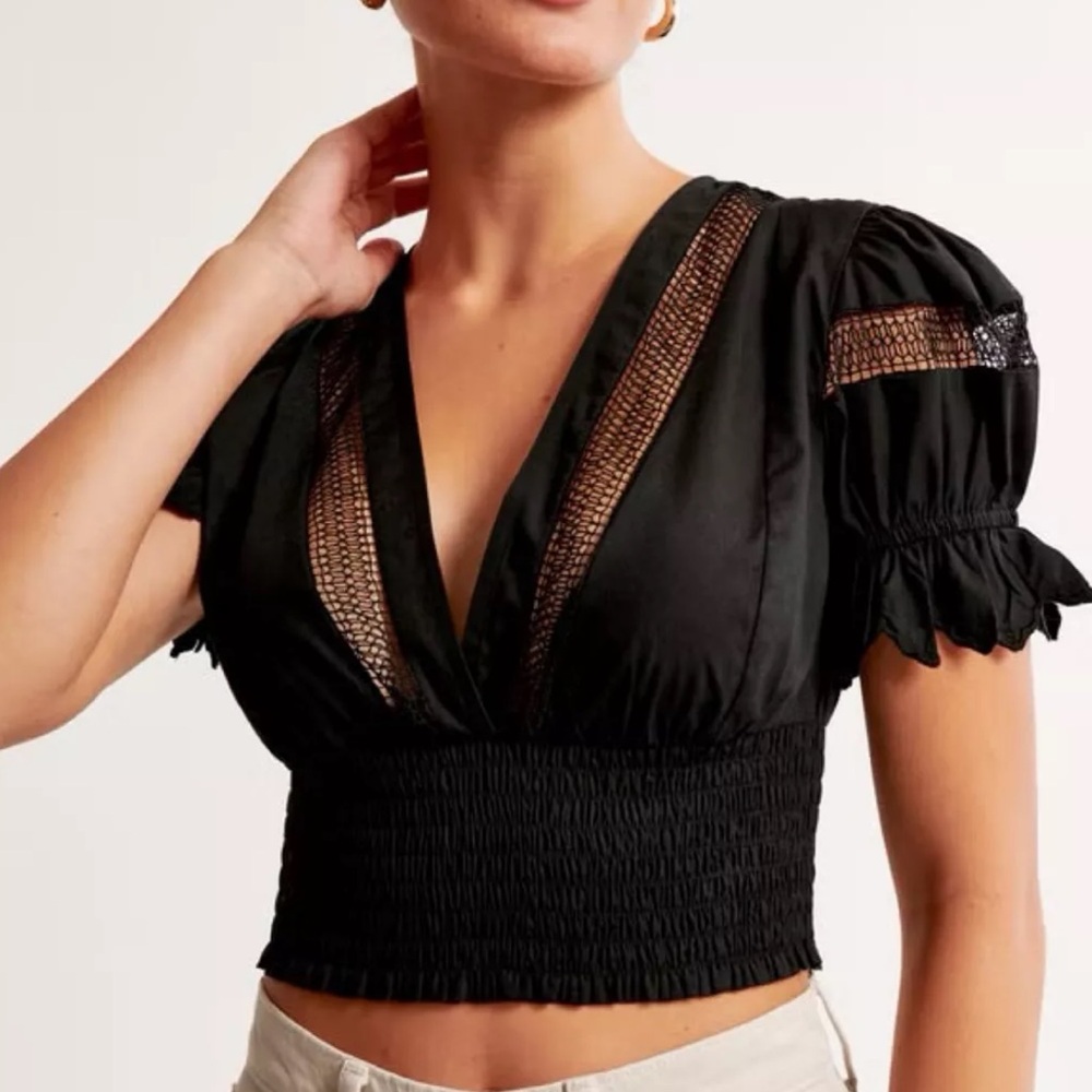 Abercrombie & Fitch Black Lace Detail Crop Top NWT size Small - Picture 1 of 7